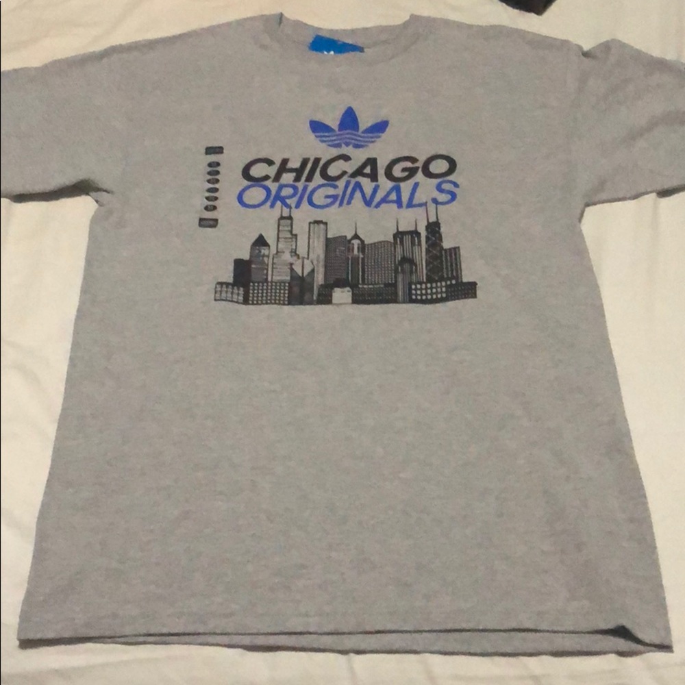 BRAND NEW ADIDAS CHICAGO ORIGINALS T-Shirt
